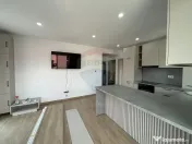 Apartament cu 2 camere MOBILAT UTILAT de vânzare în zon... 