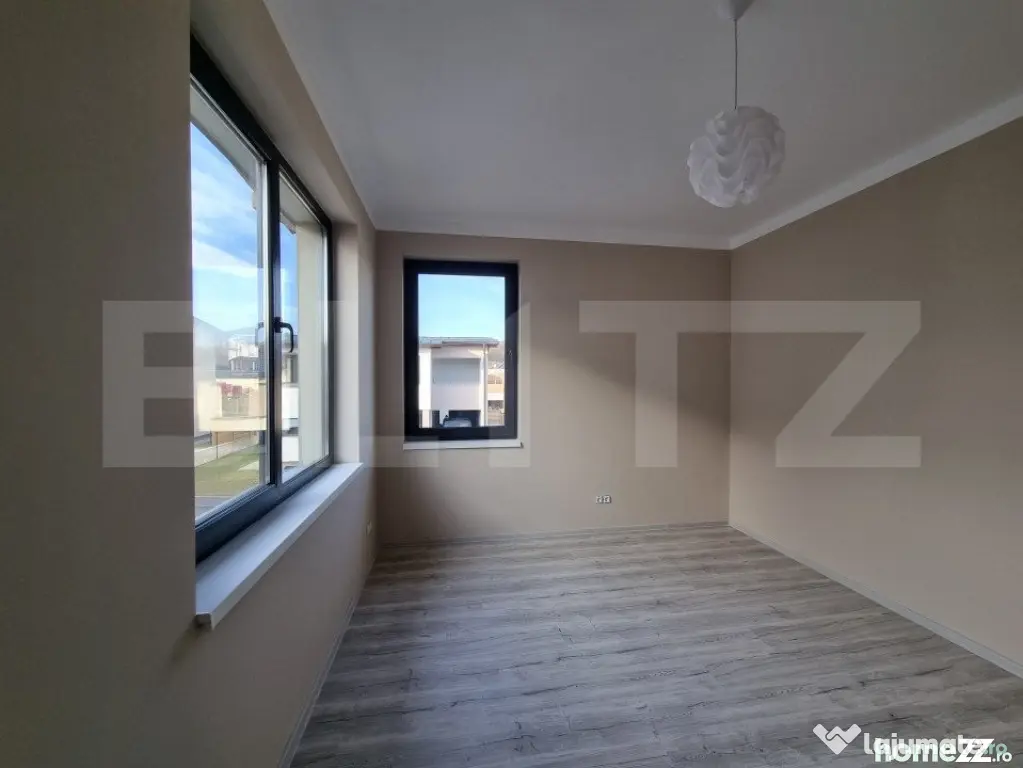 Casa pet friendly, 139mp, curte, 3 parcari, Dezmir - Dezmir (Cluj)
