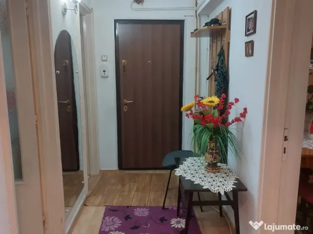 Se vinde apartament 3 camere, ultracentral