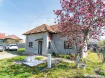 Casa+ teren 1000 mp Merisani, jud. Arges