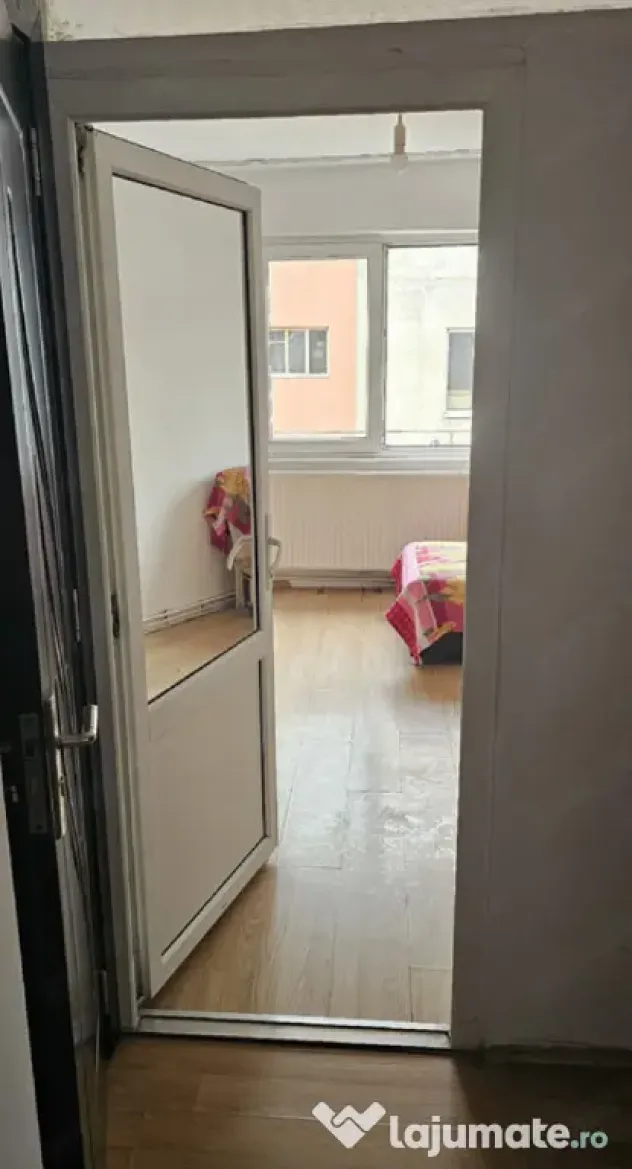 Garsoniera - zona Noua
