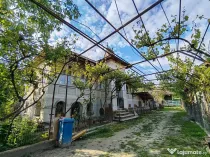 Casa de vanzare comuna Hurezani