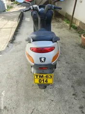 Scuter Peugeot Elyseo 