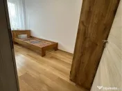 Apartament 3 camere , in Podu Ros, 