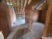 Teren intravilan + casă la roșu de vânzare – Vădure... 