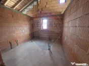 Teren intravilan + casă la roșu de vânzare – Vădure...