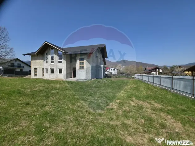 Teren intravilan + casă la roșu de vânzare – Vădure... - Alexandru cel Bun (Neamt)