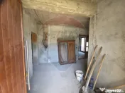 Teren intravilan + casă la roșu de vânzare – Vădure...