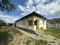 Casa cu Teren Budieni