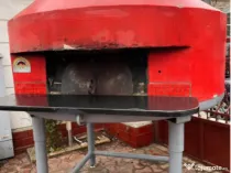 Cuptor pizza pe lemne!