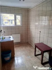 COLOSSEUM: Spatiu Comercial acces stradal vitrina Astra Uranus 