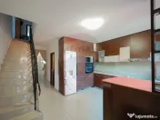 Duplex cu 3 camere de vânzare, zona Ioșia, Oradea 