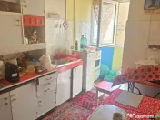 Vand apartament 3 camere in Deva, Narciselor, (Piata Centrala), et 2 