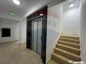 Apartament cu 2 camere de închiriat in bloc nou Valcom R... 