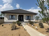 Casa noua in localitatea Carandeni