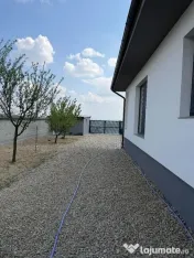 Casa noua in localitatea Carandeni 