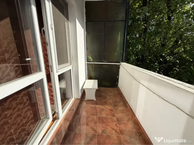Apartament 2 camere Micalaca decomandat