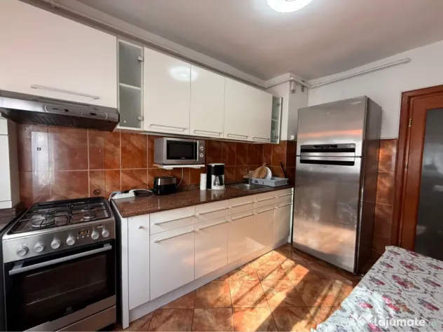 Apartament 2 camere Micalaca decomandat