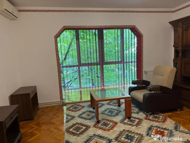 Apartament 2 camere Micalaca decomandat