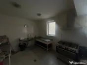 Spatiu comercial destinat pizerie/brutarie/cofetarie 