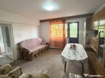 Apartament de vânzare cu 3 camere, 65 mp, zona Micro 16