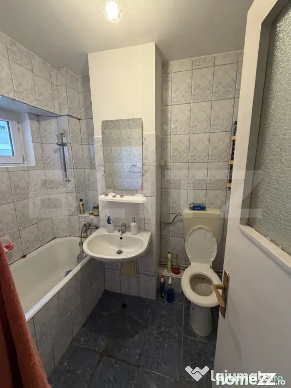 Apartament de vânzare cu 3 camere, 65 mp, zona Micro 16 - Satu Mare (Satu-Mare)