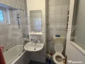 Apartament de vânzare cu 3 camere, 65 mp, zona Micro 16 