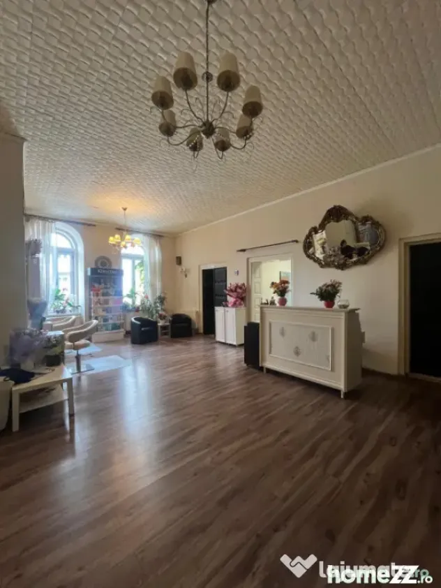 Spațiu comercial ultracentral premium de vânzare, 721 mp u - Craiova (Dolj)