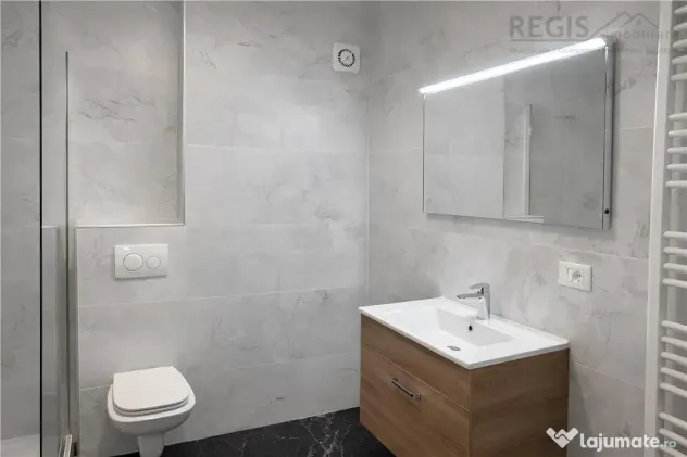 Apartament cu 2 camere si parcare zona Tractorul mall Coresi