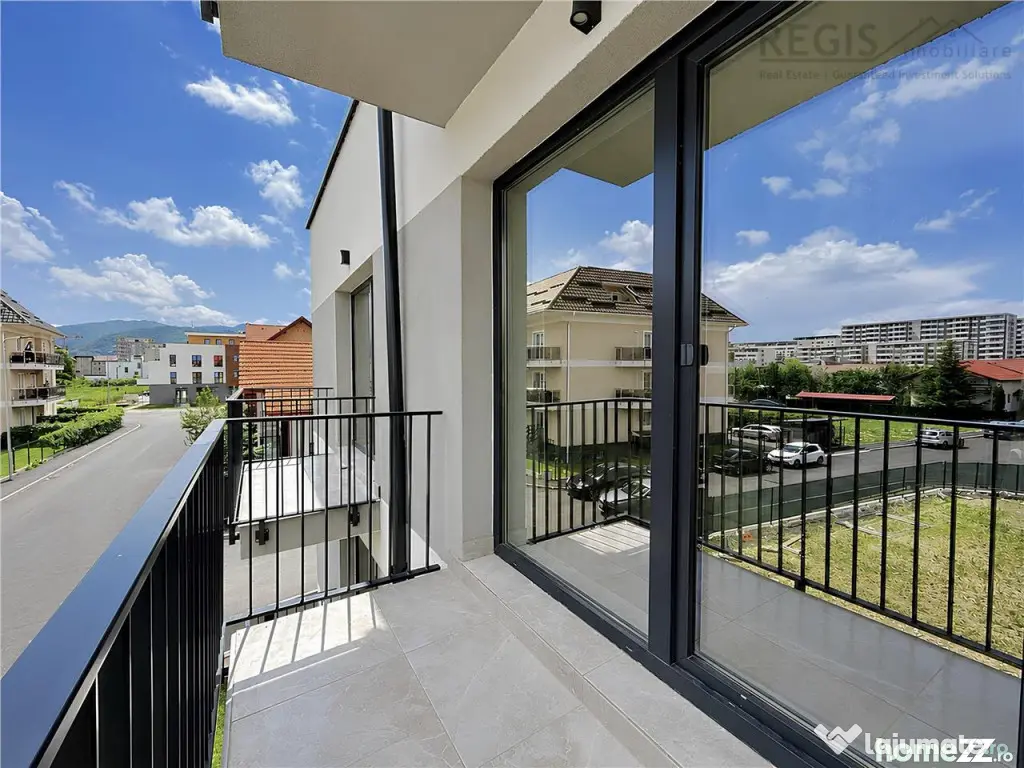 Apartament nou cu 2 camere si parcare zona Mall Coresi