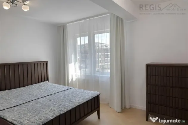 Apartament cu 2 camere si parcare zona Tractorul mall Coresi