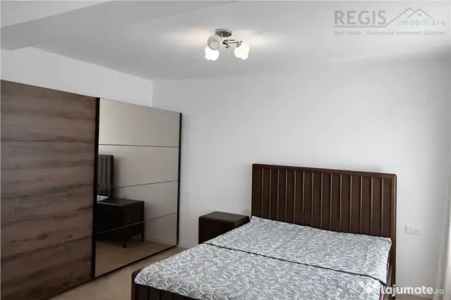 Apartament cu 2 camere si parcare zona Tractorul mall Coresi