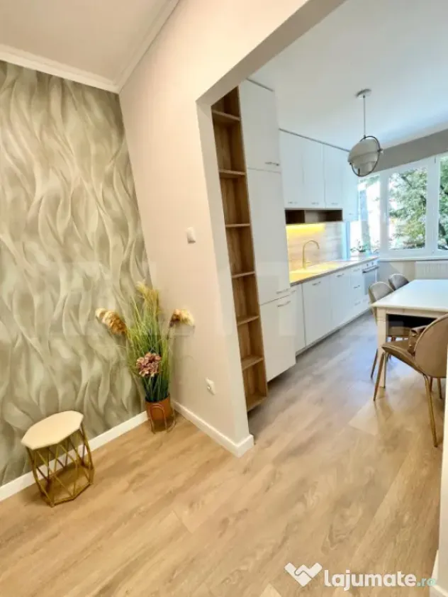 Apartament modern, complet mobilat si utilat, zona centrala