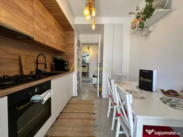 Apartament 2 camere gradina { Strada Biruintei }