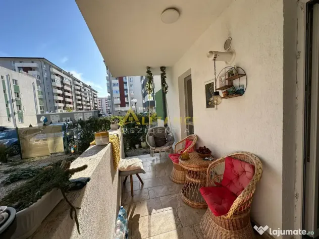 Apartament 2 camere gradina { Strada Biruintei }