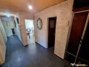 Piata ciresica-apartament 4 camere decomandat 