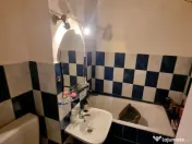 Piata ciresica-apartament 4 camere decomandat 