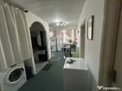 Apartament cu 3 camere de închiriat în zona Central 