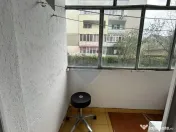 Apartament cu 3 camere de închiriat în zona Central 