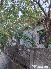 Casă spațioasă de vânzare în zona metropolitană, Fu...