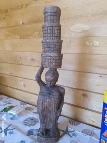 Statuie vintage africana, sculptata manual