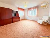 Apartament in casa cu intrare separata si curte proprie, Bai 