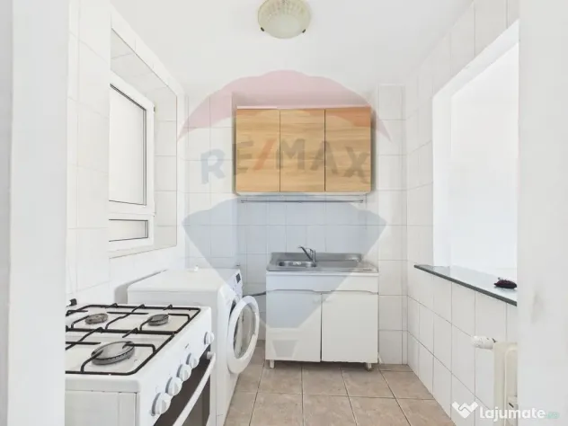 Apartament 4 camere cu vedere superbă la Lacul Tei