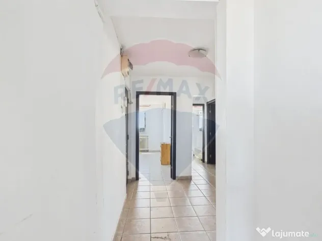 Apartament 4 camere cu vedere superbă la Lacul Tei