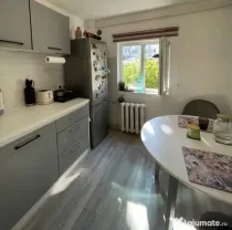 Apartament cu 2 Camere Semidecomandate - Parter Zona Zamca