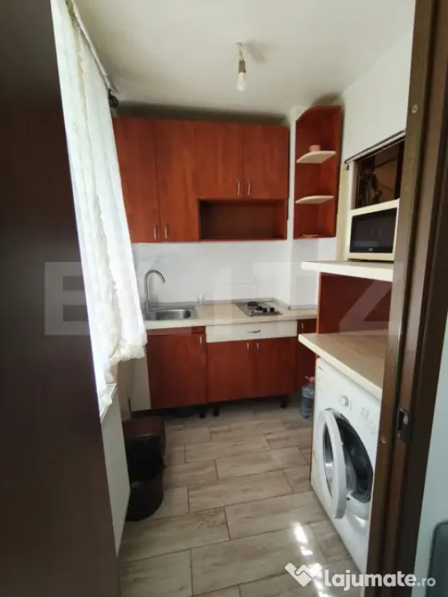 Apartament 2 camere Rogerius etaj 2