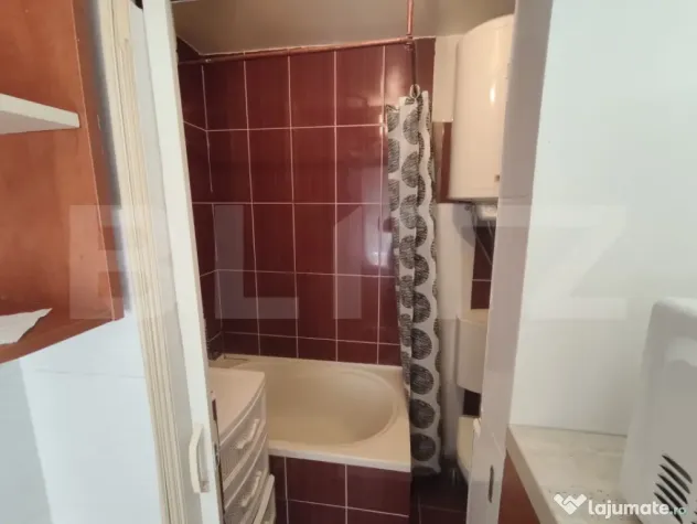 Apartament 2 camere Rogerius etaj 2