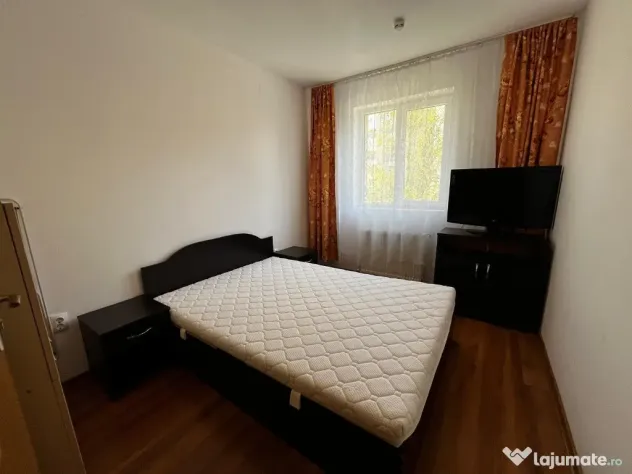 Apartament 2 camere semidecomandat zona Florilor