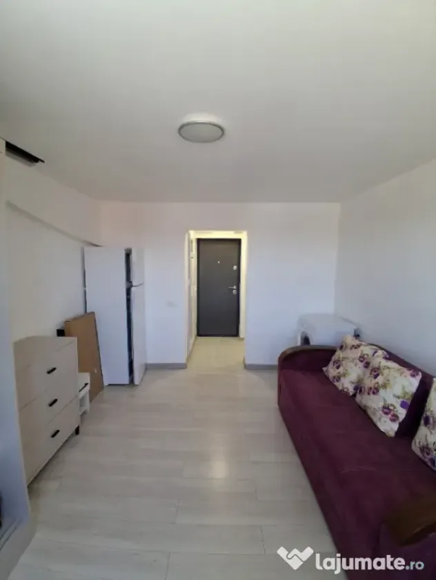 Inchiriez Garsoniera zona sanatoriu