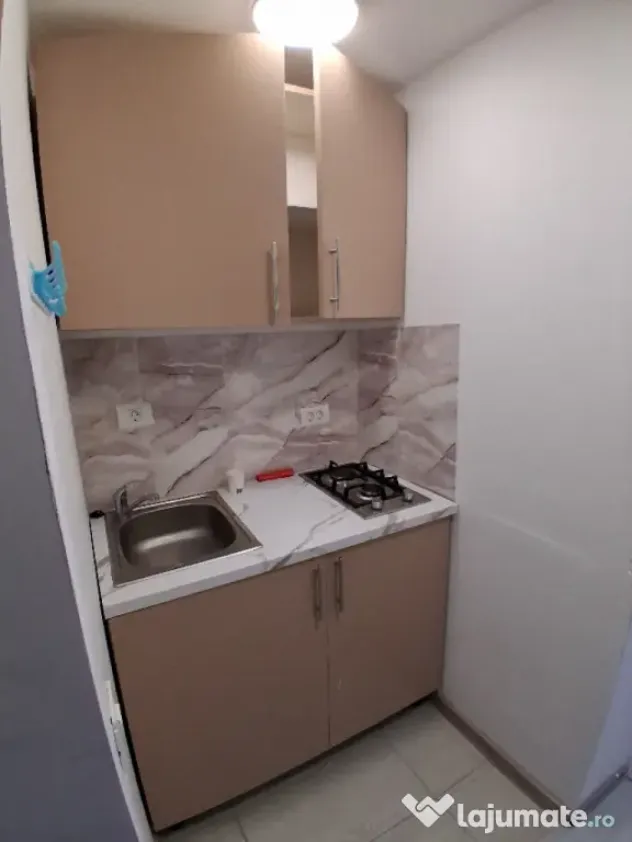 Inchiriez Garsoniera zona sanatoriu